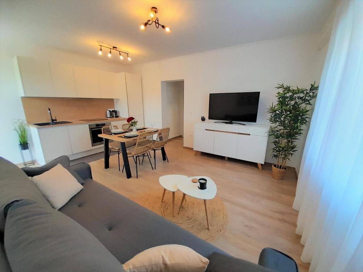 Sea View Apartment Macolic Palit Exterior foto